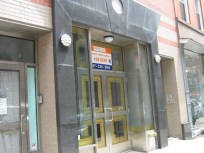 Manhattan Stores Closing Up Shop
