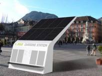 "Gas" Up at This Solar Kiosk