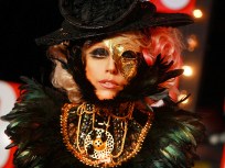 Lady Gaga Lands MAC Campaign