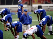 Psst ... The Giants Are Still Doing the Football Thing