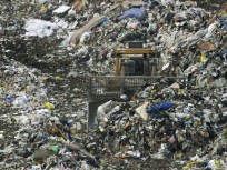 Cops Find No Corpse, Only Trash in Stinky Apartment