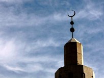 Radical Imam Does Social Networking