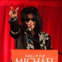 Private, Public Funerals Set For Michael Jackson