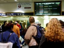 Train Derailment Temporarily Suspends LIRR Service