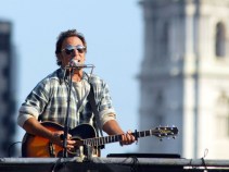 Springsteen, Joel Rock Out to Aid Obama