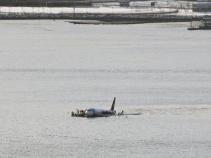Video: Moment US Airways Plane Lands on Hudson