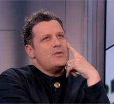 Professional Contortionist Teaches in Manhattan