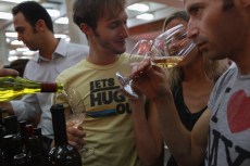 Wine Snob, Meet Twitter: Now Spit
