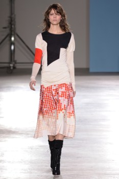 Jonathan Saunders Will Design a Capsule Collection For Escada