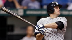 Overbay Homers in 11th, Yanks Beat Rays