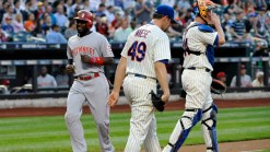 Leake's Pitching, Wright's E Sends Reds Past Mets