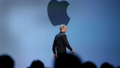 ‪iPhone Software Gets a Facelift, iTunes Radio Unveiled‬