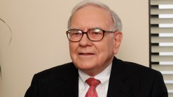 Bidder Pays Over $2.6 Million For Warren Buffett Lunch