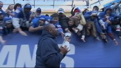Brandon Jacobs Runs Lombardi Trophy at MetLife