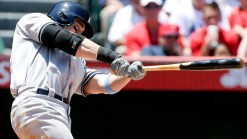 Yankees, Rivera Survive Wild 9th to Snap Skid