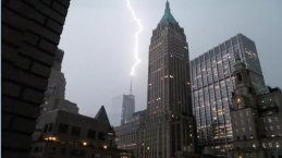 Lightning Strikes 1 World Trade Center