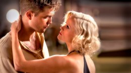 Review: Robert Pattison Rises with "Water for Elephants"