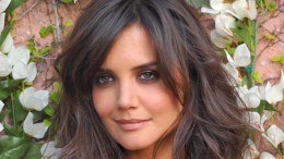  Style-logue: Katie Holmes