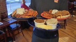 Restaurant Pays Up Free Food in Giants Bet