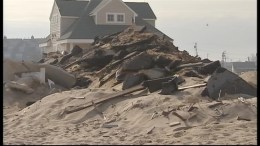 NJ Storm Victims Pressured to Clear Debris