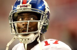 Oops! Giants "Bad Boy" Burress Shoots Self in Leg 