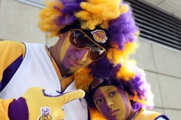 Fans Love the Lakers