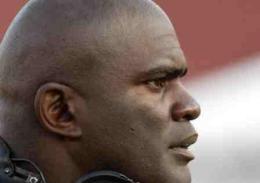 L.T. Calls Burress Selfish, and He's an Authority on the Topic