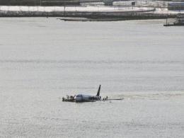 Video: Moment US Airways Plane Lands on Hudson