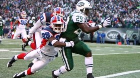 Jets Find It's Better to Be Lucky Than Good in Win