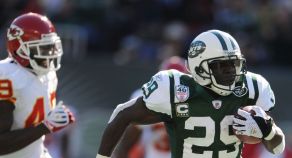Leon Washington Needs More Than Two Touches