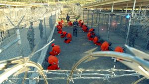 Advisers to President-elect Barack Obama say one of his first duties in office will be to order the closing of the U.S. military prison at Guantanamo Bay. 