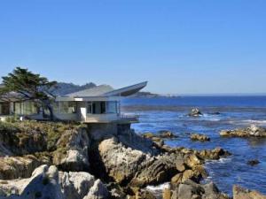 Sweet Home: $22M For An Oceanfront Gem 