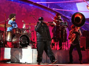 Video: The Roots Go Undun