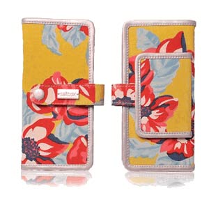 Saltbox Canvas Day Wallets