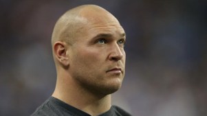 Bears' Brian Urlacher Retires
