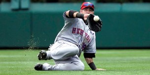 Moyer's Strong Start Helps Phillies Beat Mets