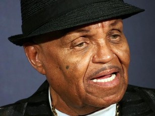 Joe Jackson Seeks Stipend From Michael's Estate