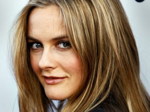 Alicia Silverstone: "The Kind Diet" Changed My Life