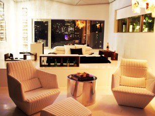 Last Call: Showtime House Liquidates Goods