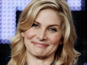 Lostie Elizabeth Mitchell is Going Back to the Island