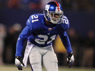 Giants Safety Kenny Phillips Out for Season