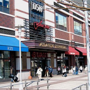 Barclays Pays $4M to Associate With Foules NYC Subway Stop