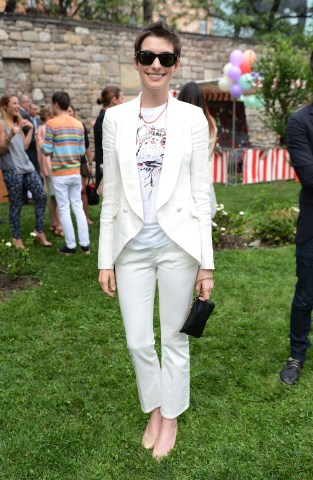 Best Dressed: Penelope Cruz, Dita Von Teese and More