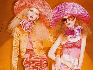 Marc Jacobs' Rose and Tangerine-Colored Spring Campaign