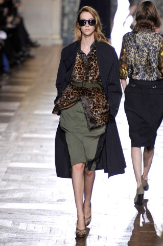Jet-Set Style for Hectic Holiday Travel