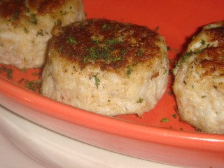 Delaware Burglar Nabbed While Cooking Crab Cakes: Police