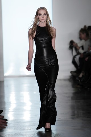 Cushnie et Ochs Find Spooky Inspiration in Almodovar's 