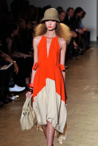 For Those Expecting, 10 Figure-Friendly Runway Looks