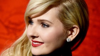 Abigail Breslin at "The Call" Premiere