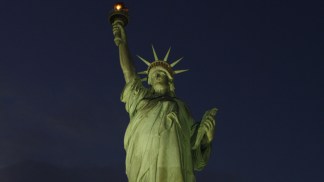 I-Team: Lady Liberty Workers Frustrated by Delays